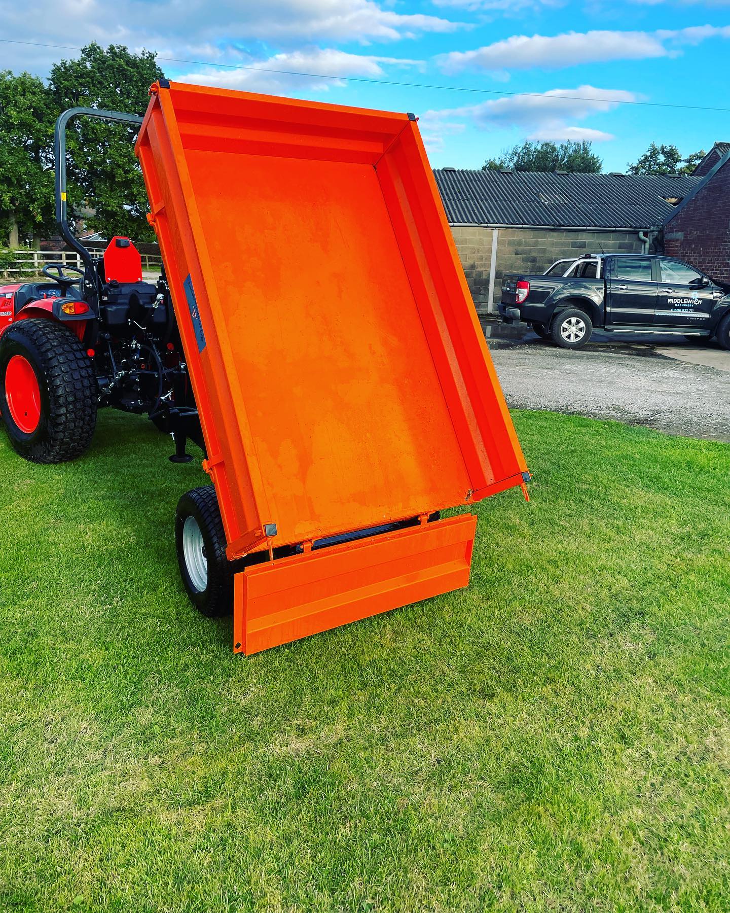 British Made 1.5 Ton Hydraulic Tipping Trailer - Trailer